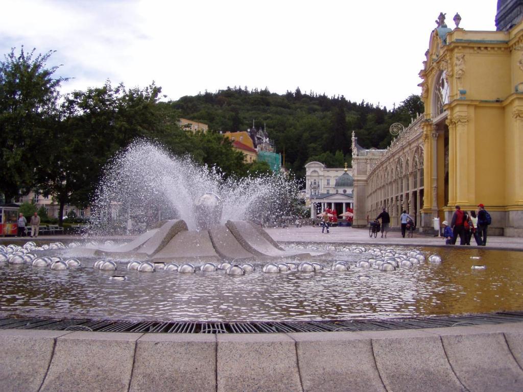 Mariánské Lázně Topapartmany Lesni מראה חיצוני תמונה